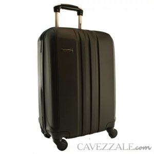 A imagem mostra uma mala de viagem menor, podendo ser usada como bagagem de mão.